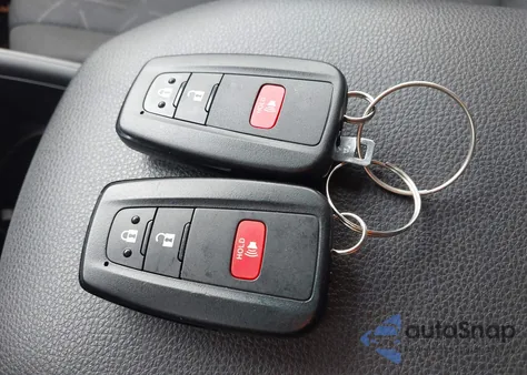 2025 Toyota Rav4 Hybrid Xle from USA, damaged, VIN JTMRWRFV1SJ071749